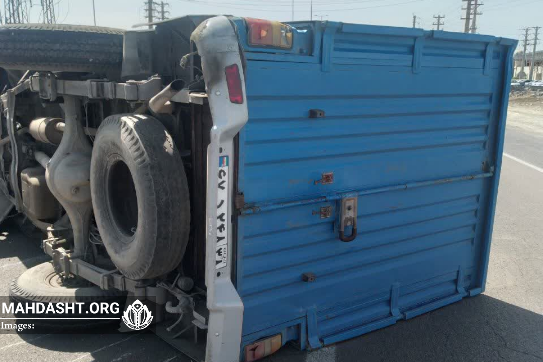 واژگونی نیسان در بلوار شهید سلیمانی  ماهدشت